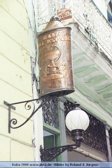 k13700a.jpg